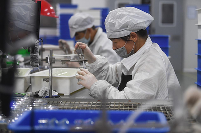 鏡中看世界 丹陽，全球最大鏡片產(chǎn)地的崛起與廣告業(yè)務(wù)新機(jī)遇